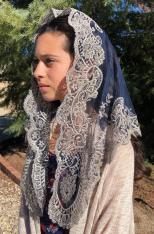 Ave Maria Spanish Lace Veil Dark Blue & Beige (48" x 23")