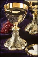 Embossed Vines Chalice With Paten